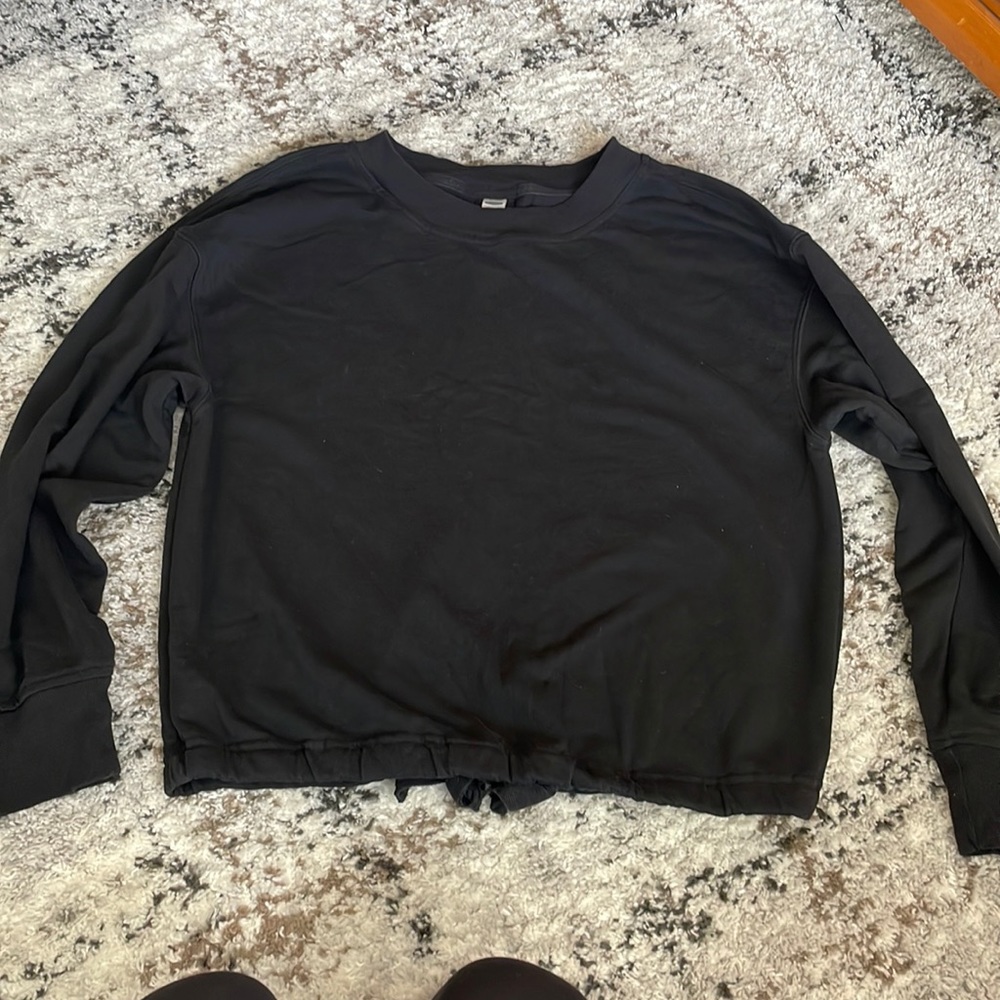 Old Navy black sweatshirt
